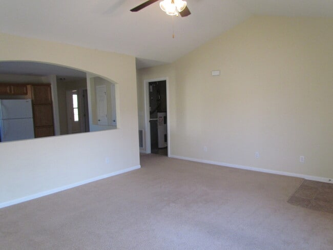 24810 Talladega Rd in St. Robert, MO - Building Photo - Building Photo