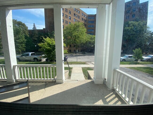 311 N Ingalls St, Unit 1 in Ann Arbor, MI - Building Photo - Building Photo