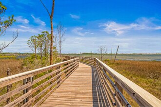 723 Marsh Harbor Dr in Mary Esther, FL - Building Photo - Building Photo