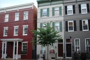 104 W 3rd St in Frederick, MD - Building Photo