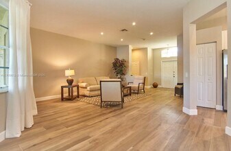 778 Tulip Cir in Weston, FL - Building Photo - Building Photo