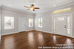103 Sample St in San Antonio, TX - Building Photo - Building Photo