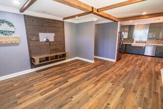 954 Omar Rd in West Palm Beach, FL - Foto de edificio - Building Photo