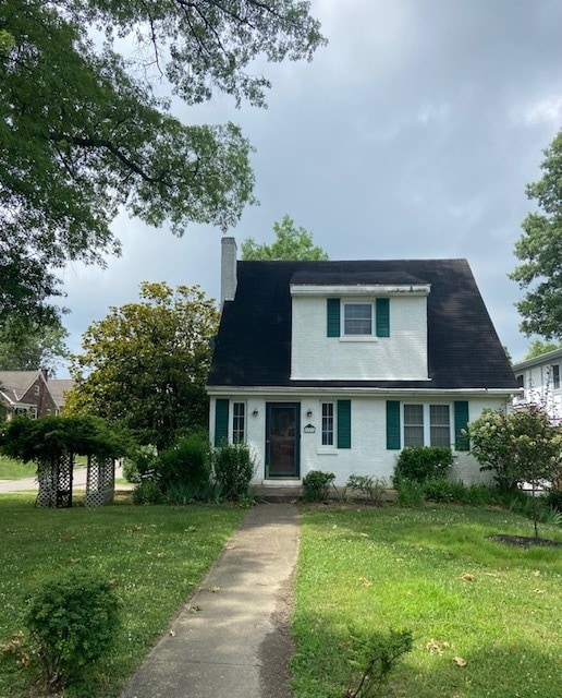 property at 123 Rosa Ave