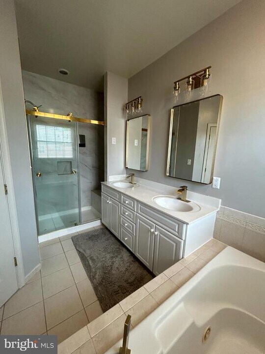 12904 Gladys Retreat Cir in Bowie, MD - Building Photo