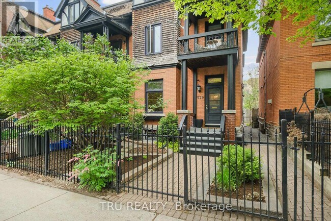 529 Besserer St in Ottawa, ON - Building Photo - Building Photo