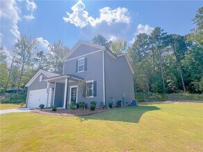 8501 Polston Pl in Douglasville, GA - Foto de edificio - Building Photo