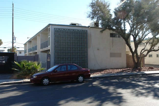 Lynnwood Apartments in Las Vegas, NV - Building Photo - Building Photo