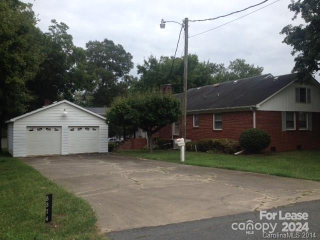 5374 State Hwy 49 in Harrisburg, NC - Foto de edificio - Building Photo