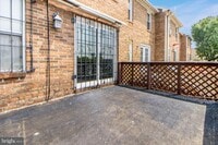 825 Showell Ct photo'