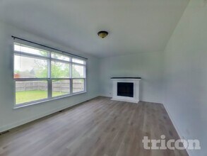 7217 Sutherland Ct in Plainfield, IL - Building Photo - Building Photo