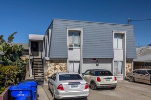 5040 Long Branch Ave in San Diego, CA - Building Photo