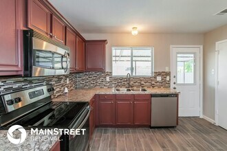 7205 Autumn Moon Dr in Forest Hill, TX - Building Photo - Building Photo