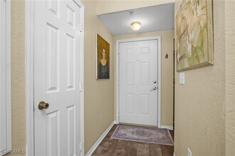 23500 Walden Center Dr in Bonita Springs, FL - Building Photo - Building Photo