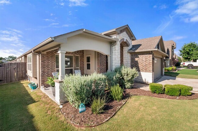 144 Summer Vista Dr in Buda, TX - Building Photo - Building Photo