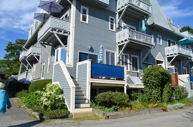 property at 5 Pirates Ln