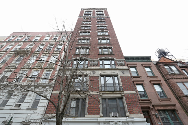 324 West 84th Street in New York, NY - Building Photo - Building Photo