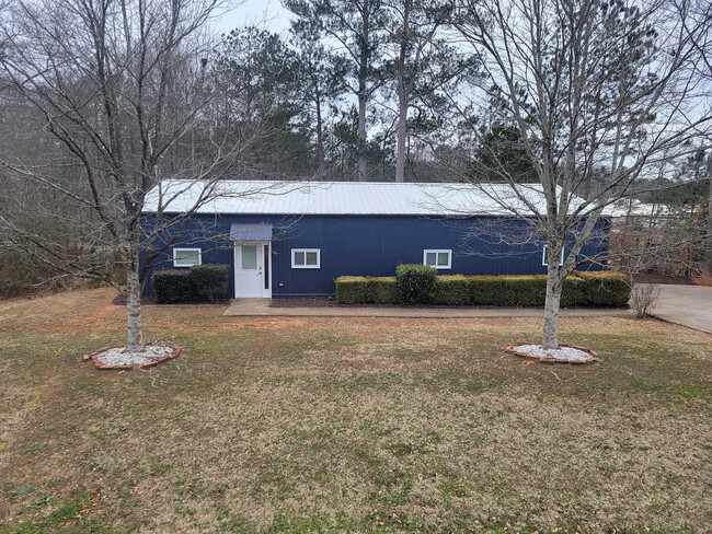 13040 Cogburn Rd in Alpharetta, GA - Building Photo - Building Photo