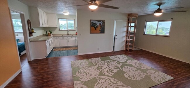 property at 834 Oneawa St