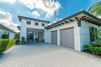 3098 Gin Berry Way in West Palm Beach, FL - Building Photo - Building Photo