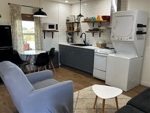 1943 Cr 321 in Glen Rose, TX - Building Photo - Building Photo