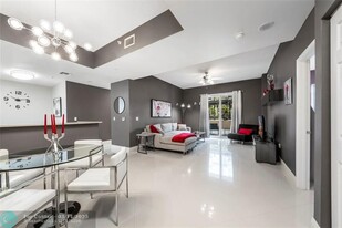 520 SE 5th Ave in Fort Lauderdale, FL - Building Photo