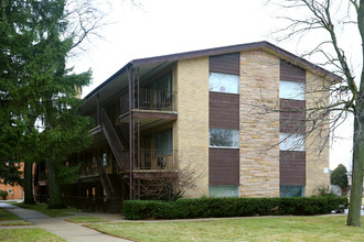 6720 N Central Ave in Chicago, IL - Foto de edificio - Building Photo