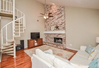 2113 Echo Ridge in Sugar Land, TX - Building Photo - Building Photo