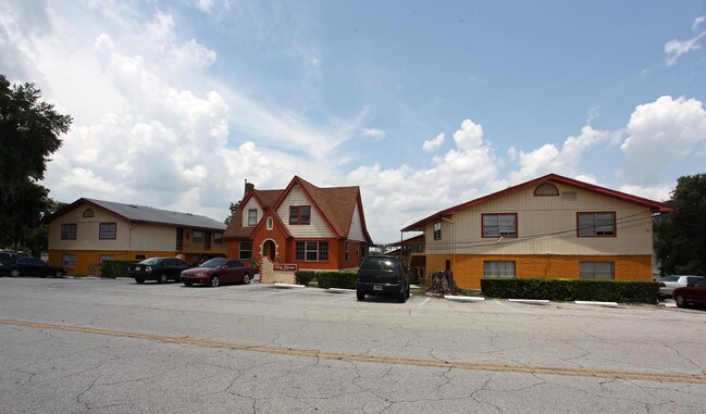 Lake Silver Apartments in Winter Haven, FL - Building Photo - Building Photo