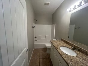 3816 Lockhaven Dr in Clovis, NM - Building Photo - Building Photo