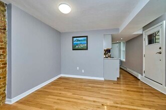 80 West Cedar St, Unit 2 in Boston, MA - Building Photo - Building Photo