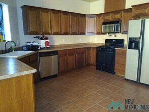 2108 S Shelly Dr in Deming, NM - Building Photo - Building Photo