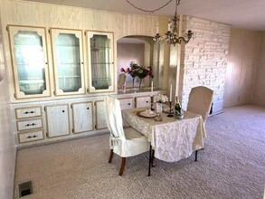 1006 San Nicolas St in Hemet, CA - Building Photo - Building Photo