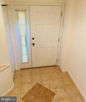 2037 Powell Dr in Chambersburg, PA - Building Photo