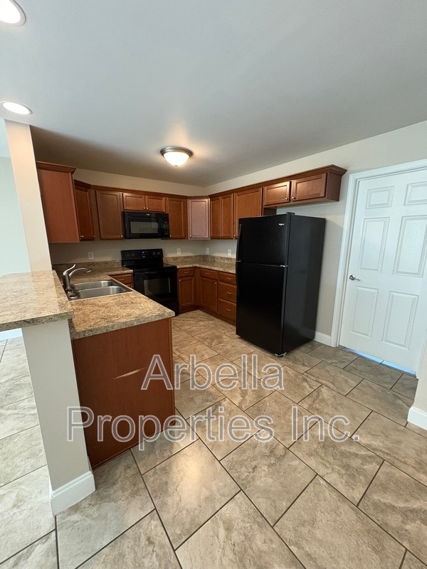 5720 Hwy 11 E in Piney Flats, TN - Building Photo - Building Photo