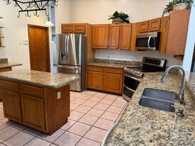 2700 NW 112th Ave in Coral Springs, FL - Building Photo