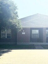 1014 Sun Meadow Ct in College Station, TX - Building Photo