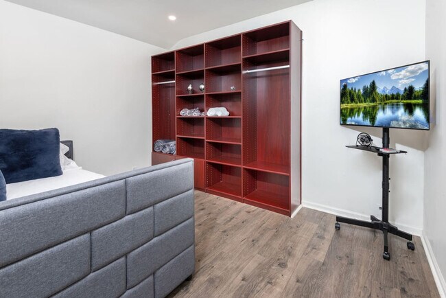 1427 S Shenandoah St-Unit -ID1042777P in Los Angeles, CA - Foto de edificio - Building Photo