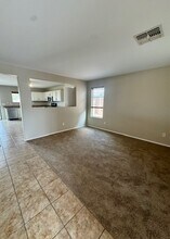 7232 S Sunset Way in Buckeye, AZ - Foto de edificio - Building Photo