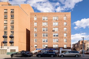 Vernon Arms in Flushing, NY - Building Photo