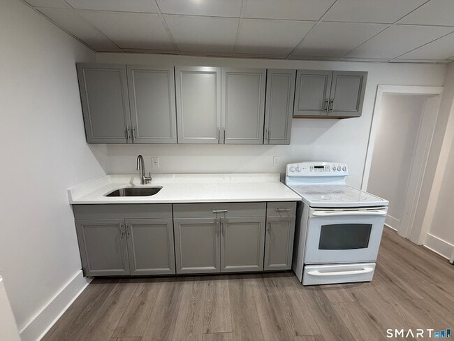 170 N State St in Ansonia, CT - Building Photo - Building Photo