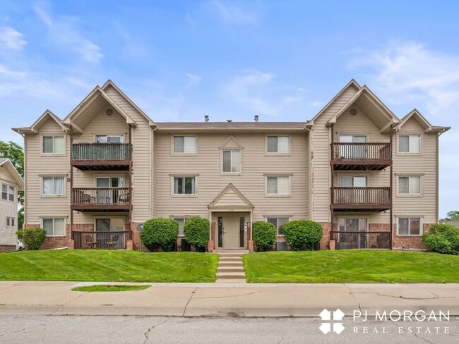 property at 5016 California St