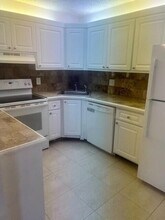 4885 Sable Pine Cir-Unit -D1 in West Palm Beach, FL - Building Photo - Building Photo