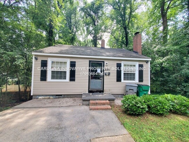 property at 2830 Phillips Ave
