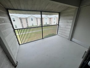 804 Sky Lake Cir in Orlando, FL - Building Photo - Building Photo