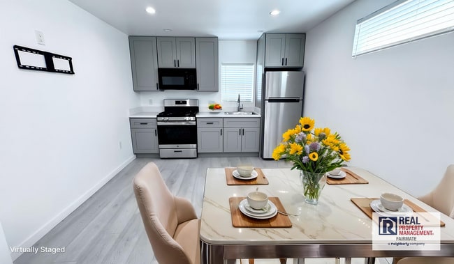 property at 5335 Edna St