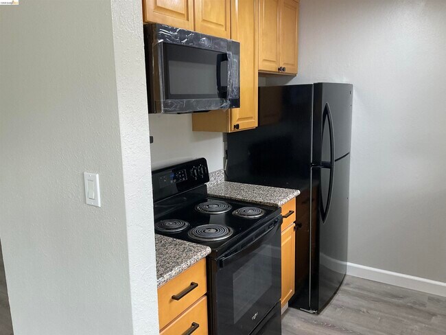 2308 Lemontree Way in Antioch, CA - Building Photo - Building Photo