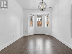 760 Lawrence Ave W in Toronto, ON - Building Photo - Building Photo