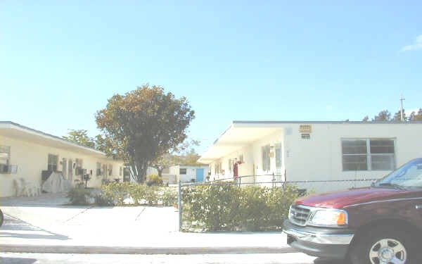 801 14th St S in Lake Worth, FL - Building Photo - Building Photo