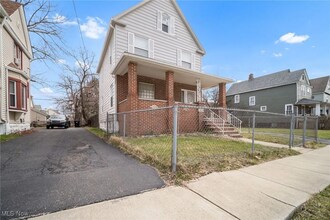 1433 E 112th St in Cleveland, OH - Building Photo - Building Photo
